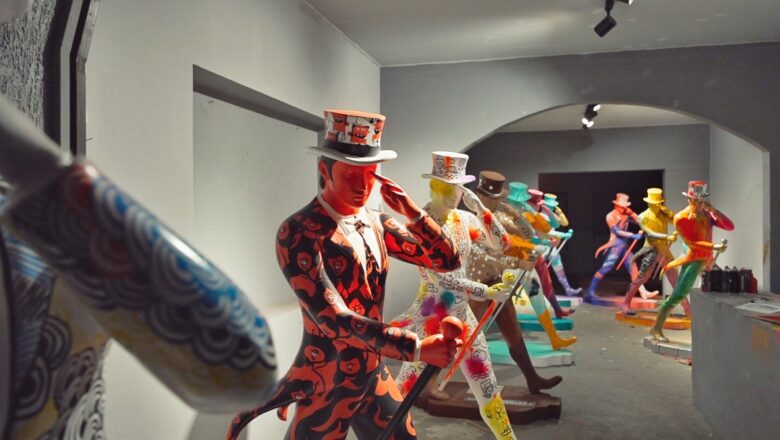 Diez artistas colombianos se unen para presentar Color Party, la exposición del arte y la fiesta
